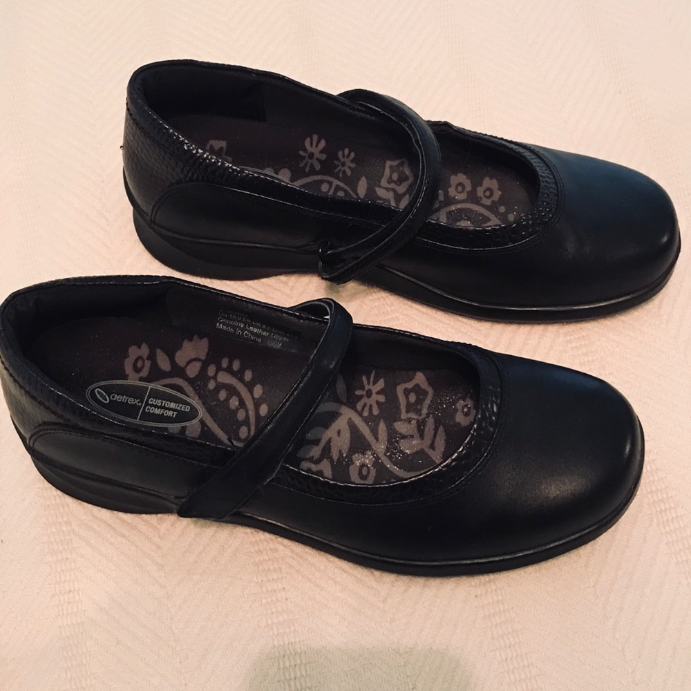 Comfort Aetrex Mary Janes